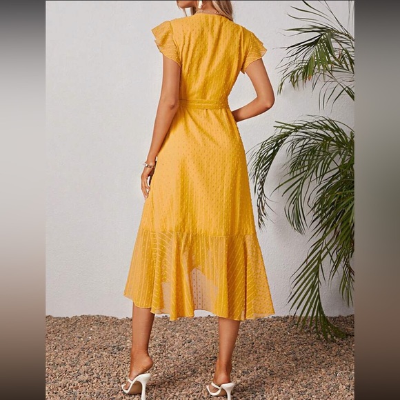 Boho Swiss dot ruffle hem knot side wrap dress - Picture 4 of 5